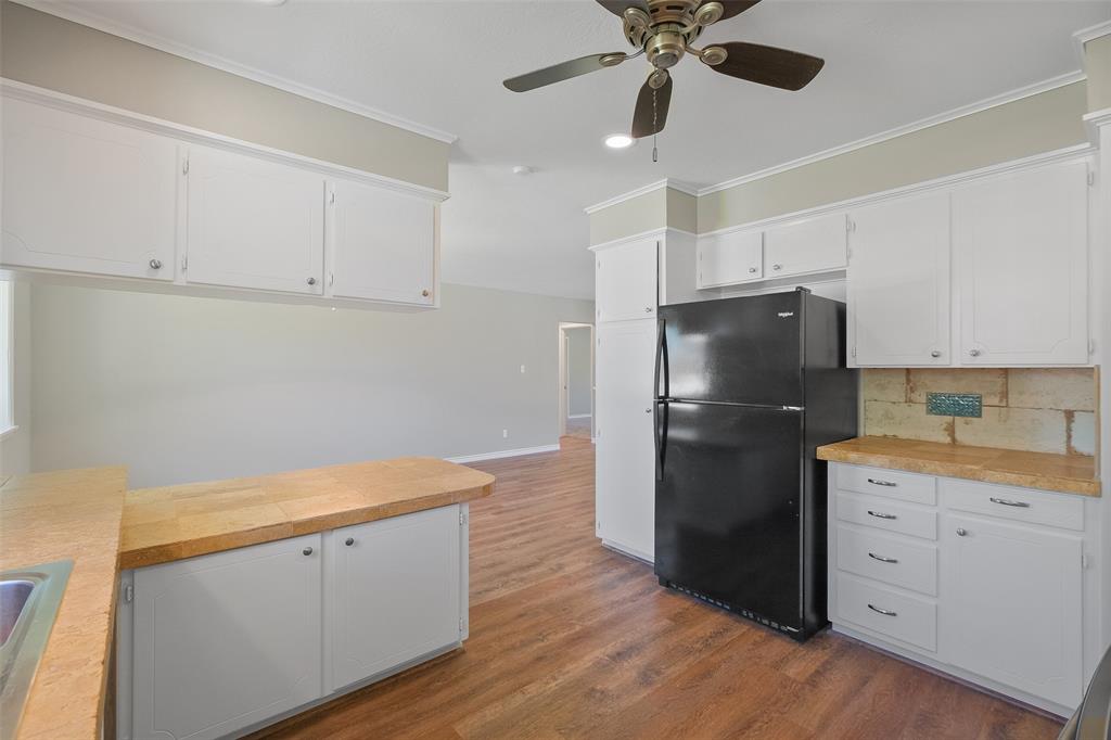 2008 Kirk Drive, Brenham, Texas image 13