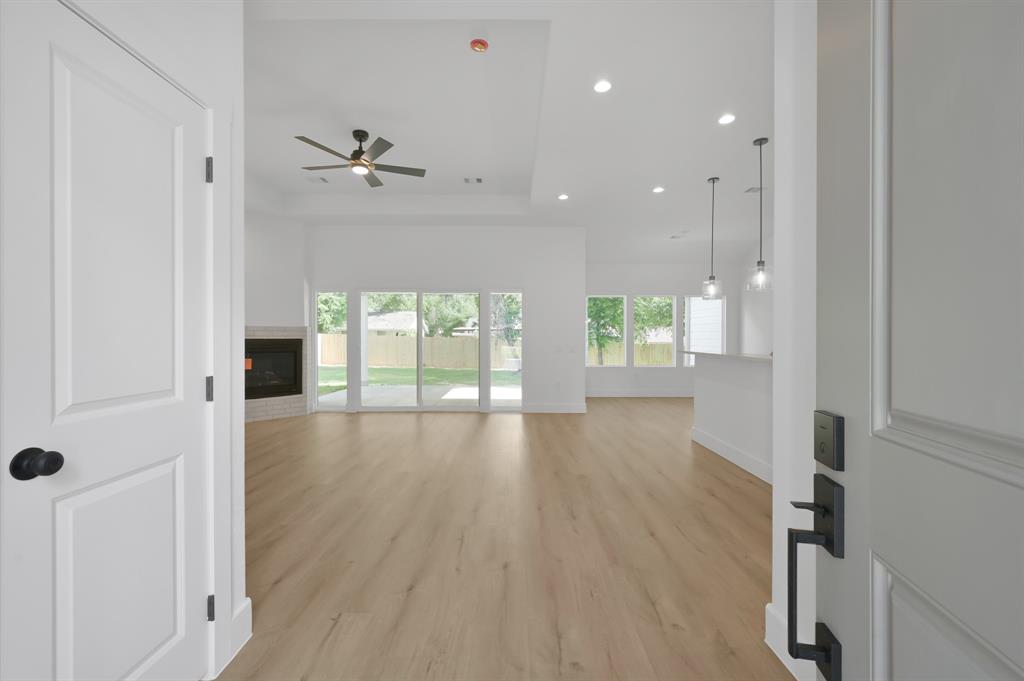 3302 Shadowcrest Lane
