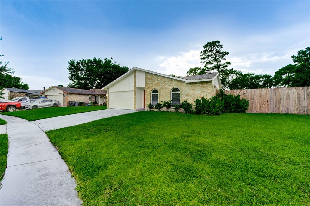 22843 Post Gate Drive