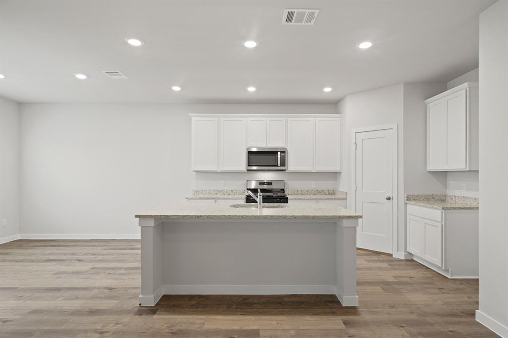2105 Spyglass Drive, Navasota, Texas image 3