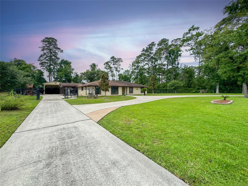 1011 Chateau Woods Parkway Drive