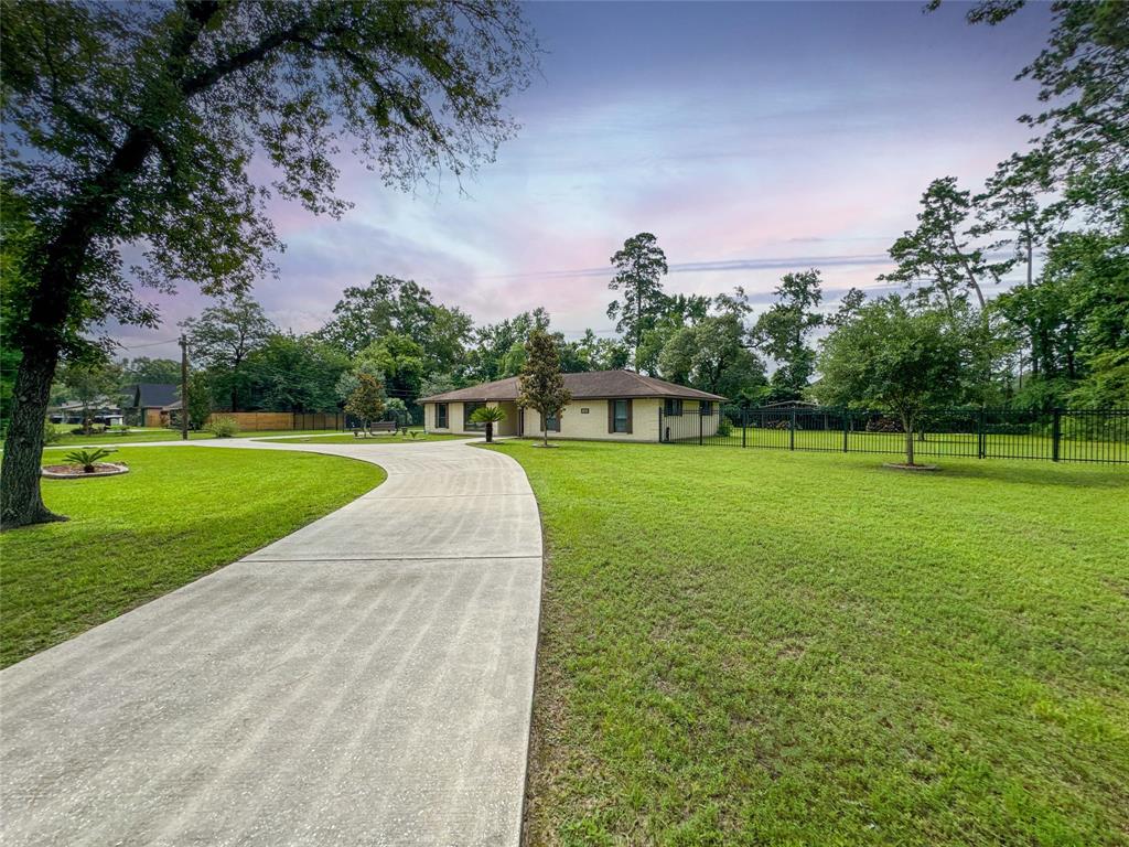 1011 Chateau Woods Parkway Drive