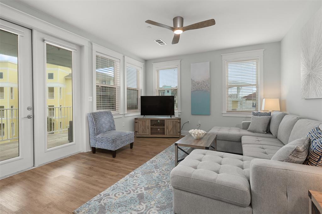 4131 Pointe West Drive #203, Galveston, Texas image 6