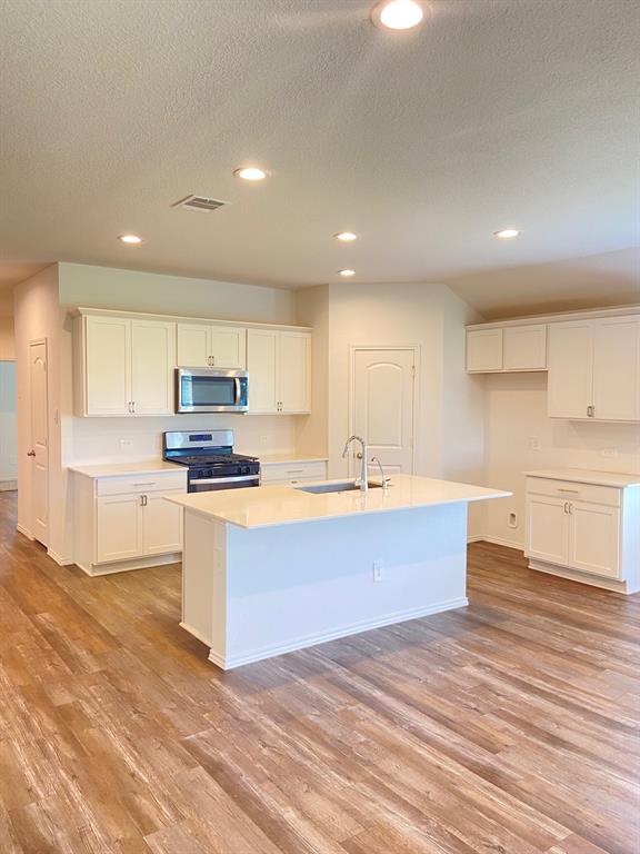 5005 Almond Terrace Drive, Katy, Texas image 7