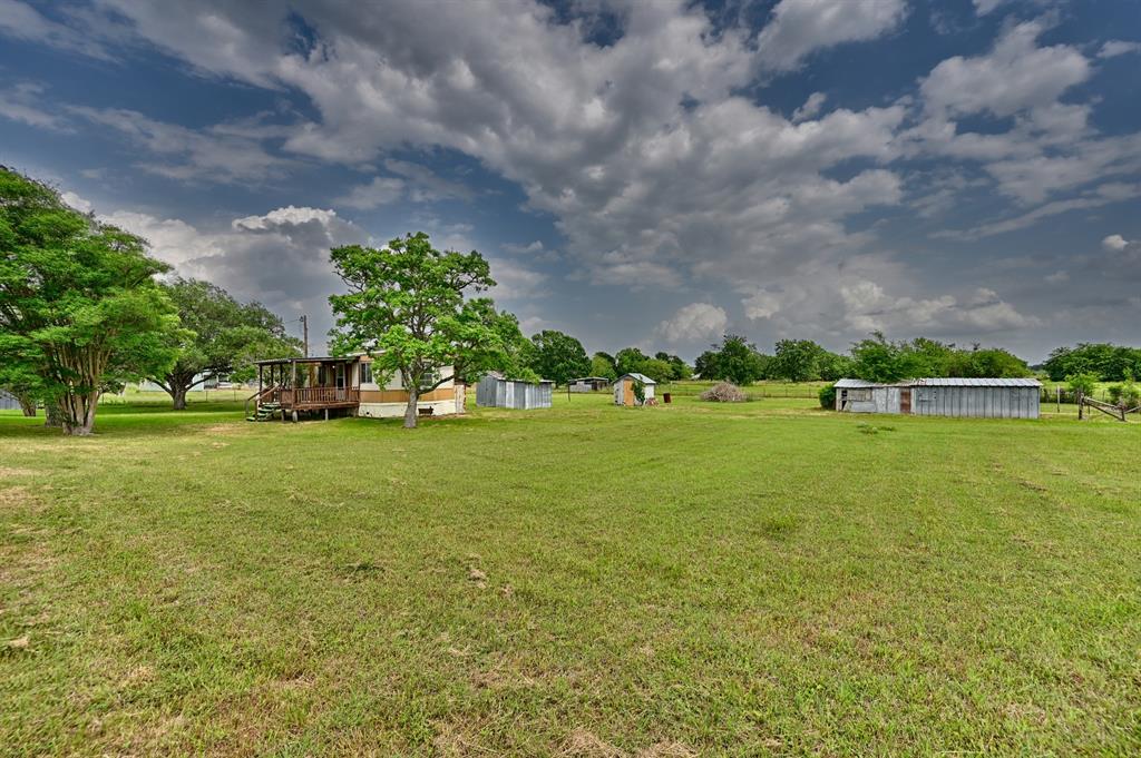 526 Harrisburg Road, Brenham, Texas image 24