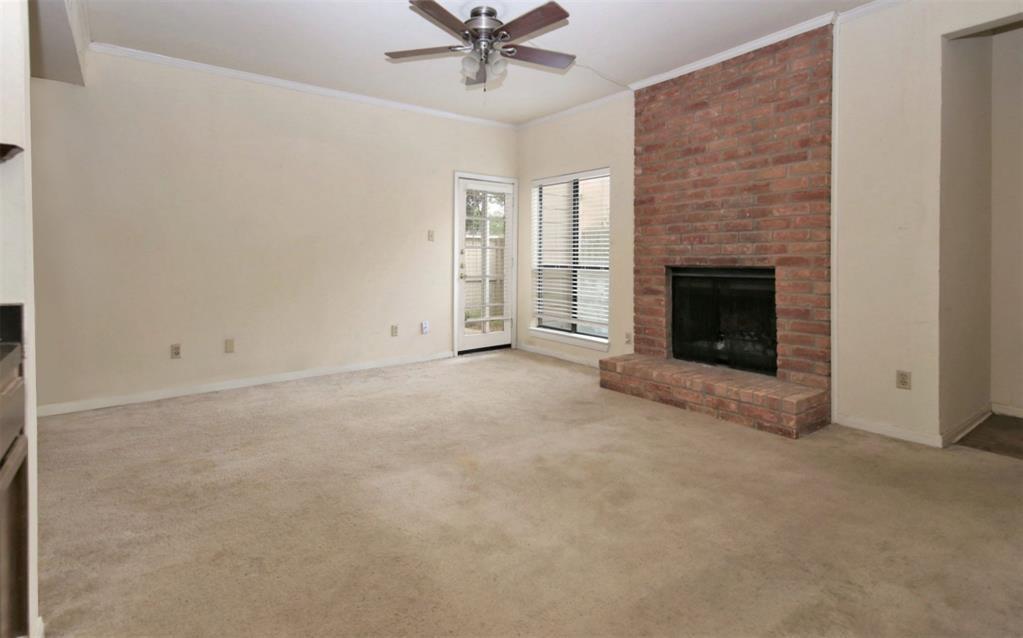 2001 Bering #1K, Houston, Texas image 2