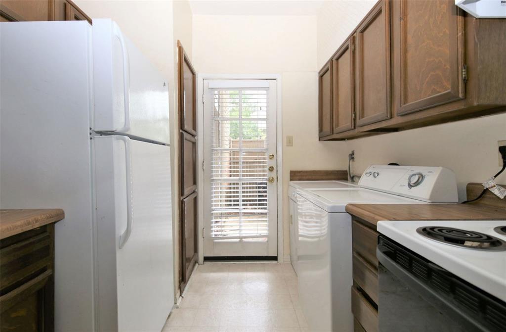 2001 Bering #1K, Houston, Texas image 7
