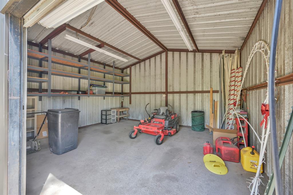 3946 Mark Lane, Conroe, Texas image 24