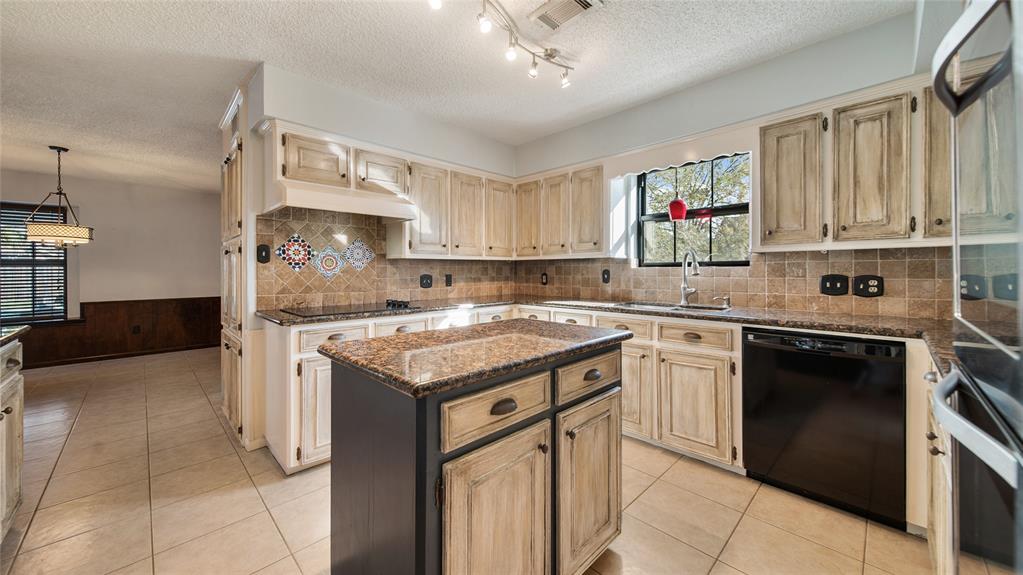 3075 Tam Oshanter Lane, Missouri City, Texas image 15