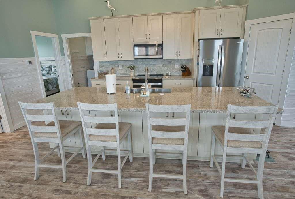 517 Private Road 675, Sargent, Texas image 12
