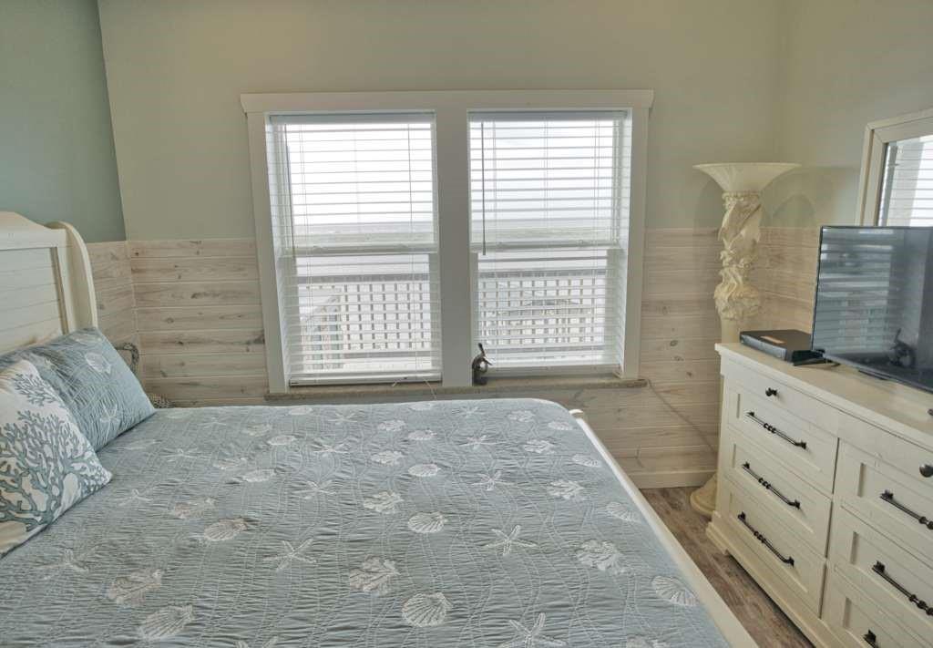 517 Private Road 675, Sargent, Texas image 21