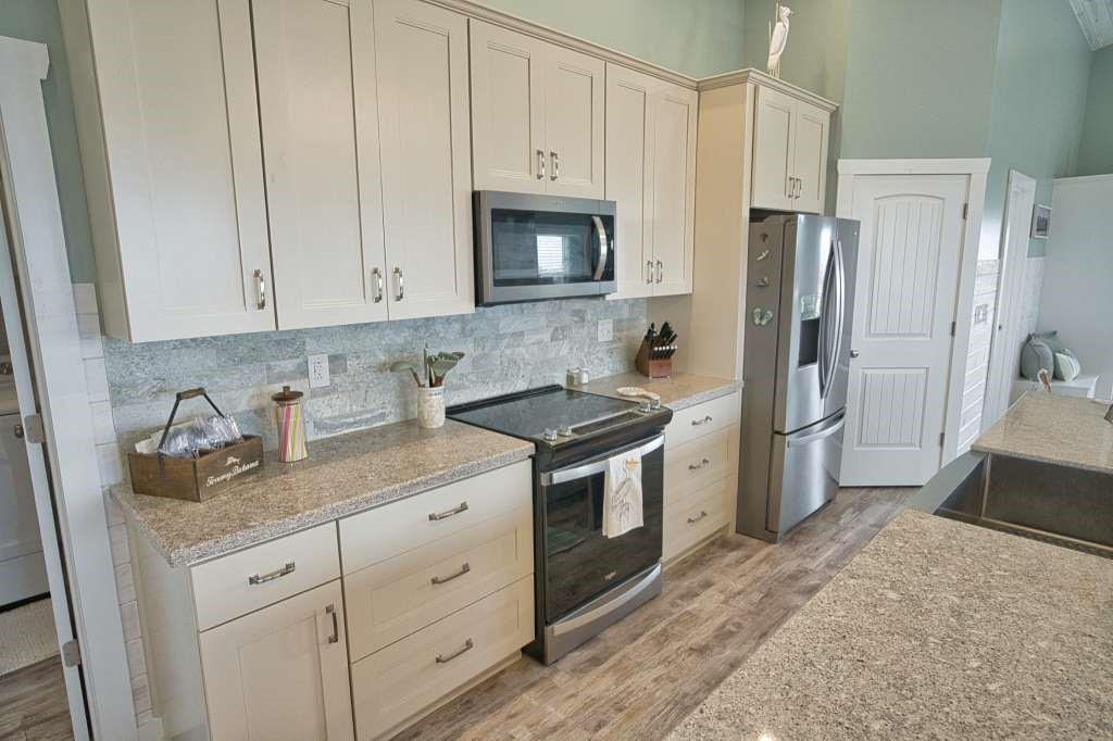 517 Private Road 675, Sargent, Texas image 13