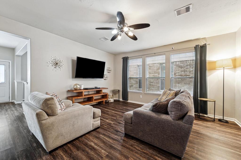 7427 Hollister Spring, Houston, Texas image 4