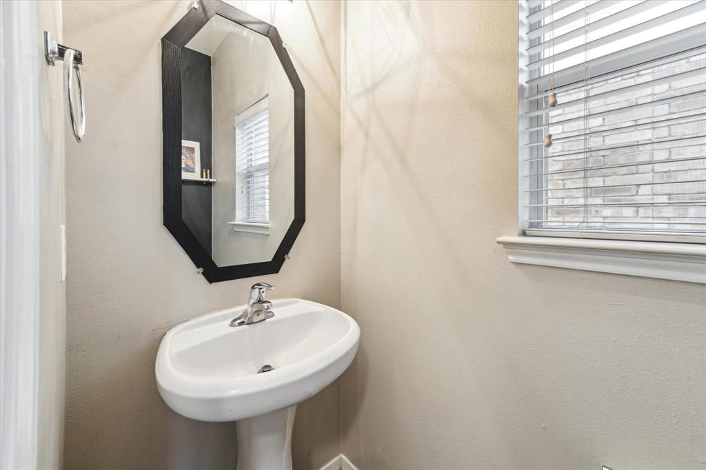 7427 Hollister Spring, Houston, Texas image 13
