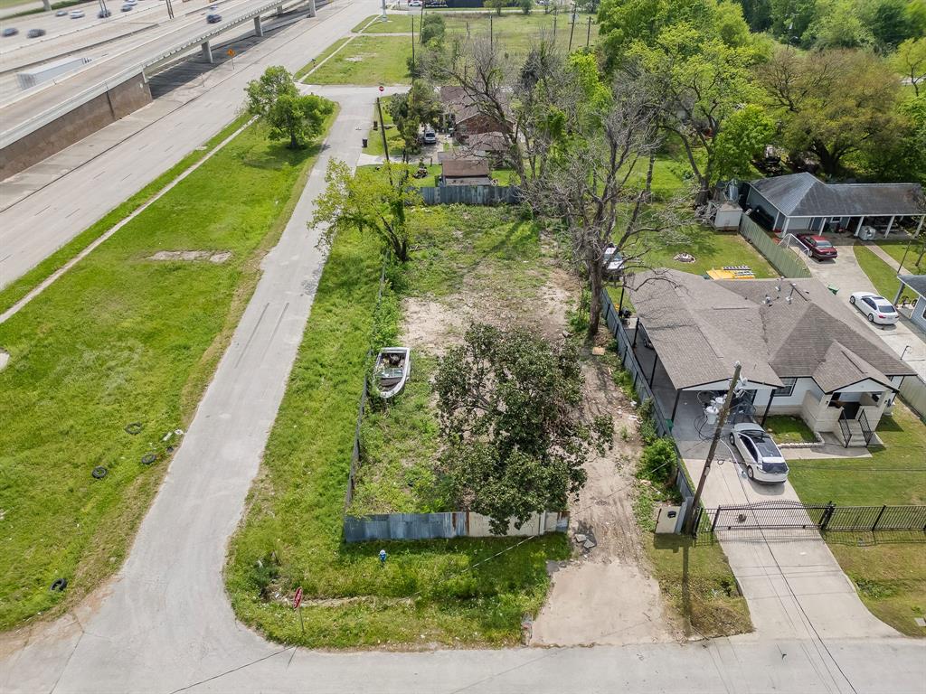 Beamer Road, Houston, Texas image 2