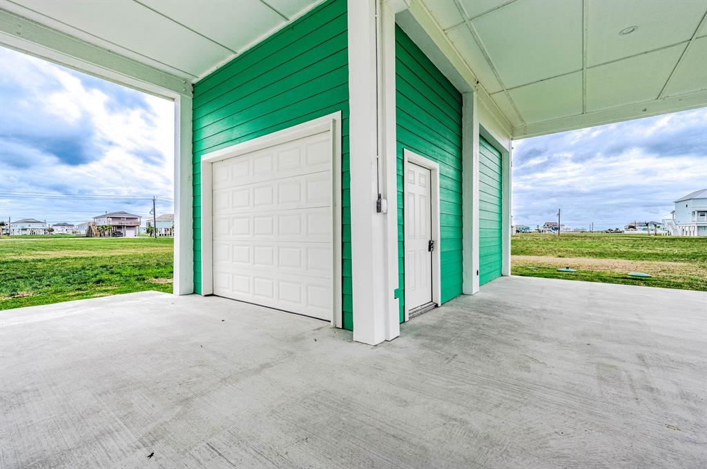 4014 Mitote Drive, Galveston, Texas image 5