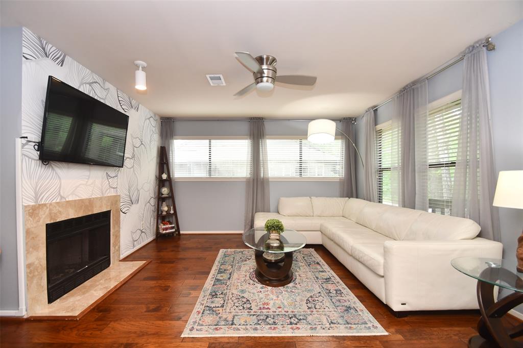19 Sawmill Grove Lane, The Woodlands, Texas image 3