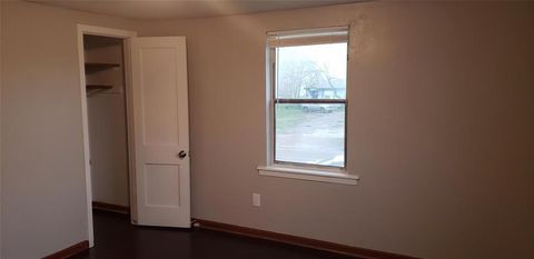 Photo of 1216 Wafer Street #4D, Pasadena, TX 77506 (MLS # 82020346)