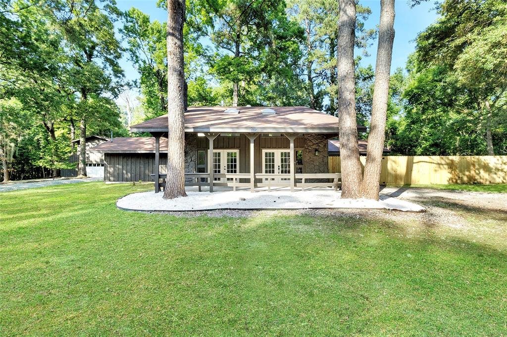 118 Glenview, Livingston, Texas image 5