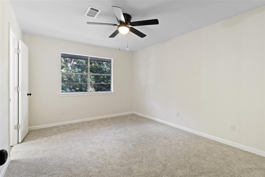118 Glenview, Livingston, Texas image 36