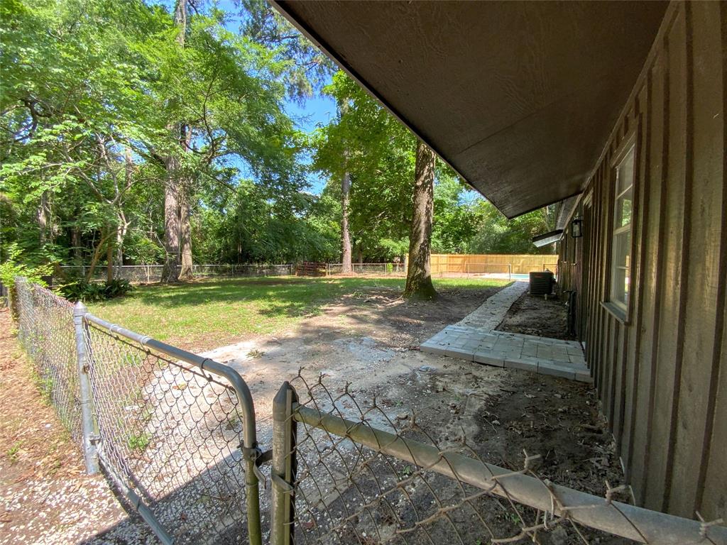 118 Glenview, Livingston, Texas image 12