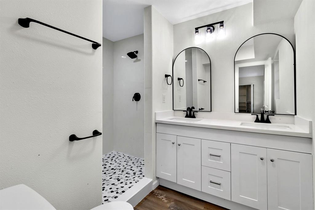 118 Glenview, Livingston, Texas image 30