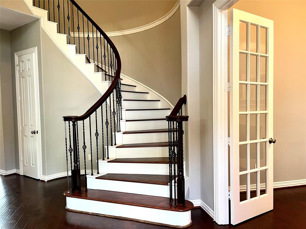 2806 Dixon Drive, Pearland, Texas image 11