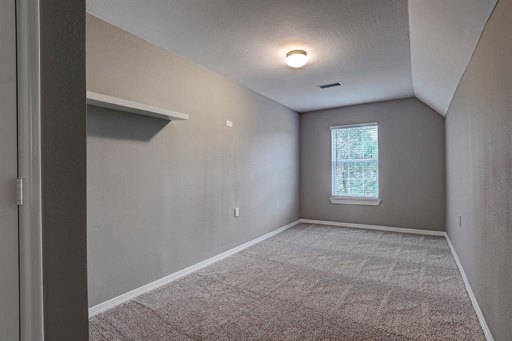 2806 Dixon Drive, Pearland, Texas image 21