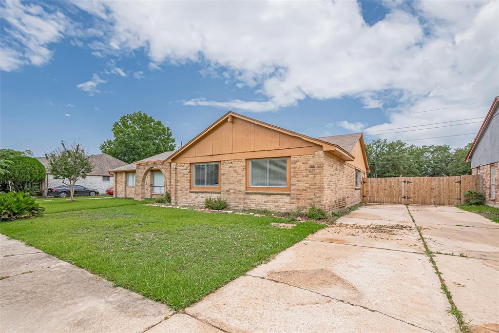 19531 Lazy Valley Drive, Katy, Texas image 3