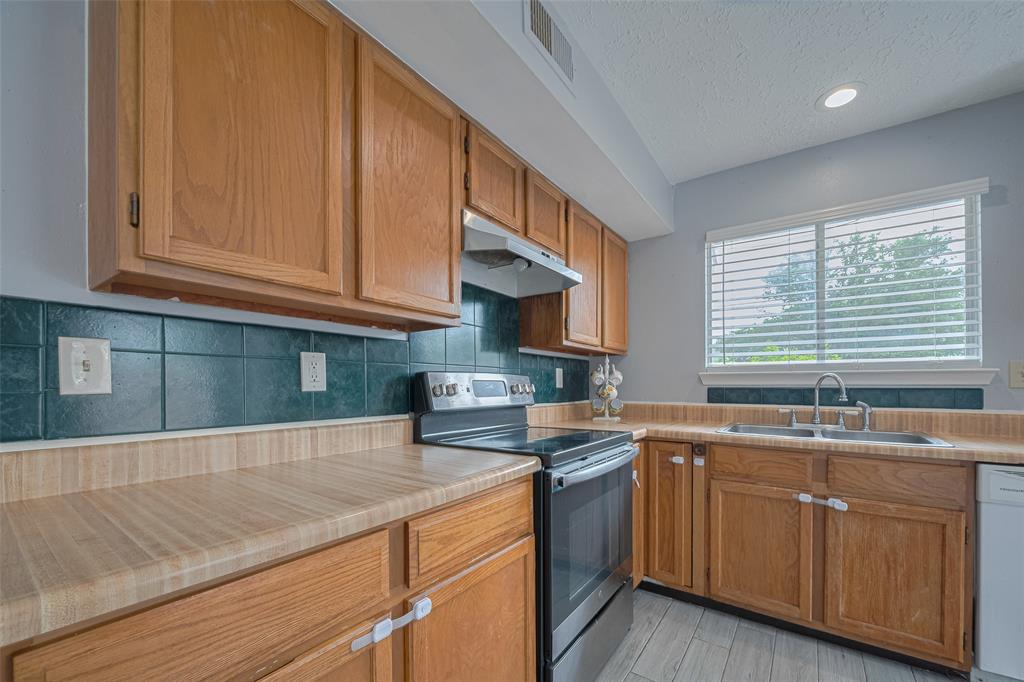 19531 Lazy Valley Drive, Katy, Texas image 18