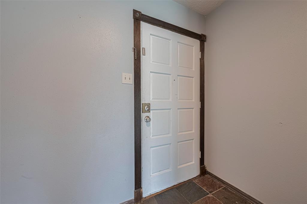 19531 Lazy Valley Drive, Katy, Texas image 7