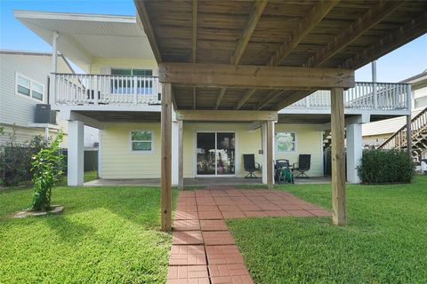 A home in Bayou Vista