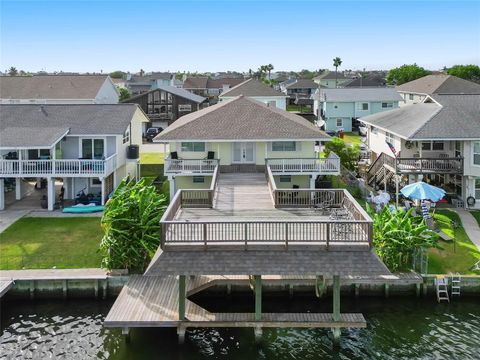 A home in Bayou Vista