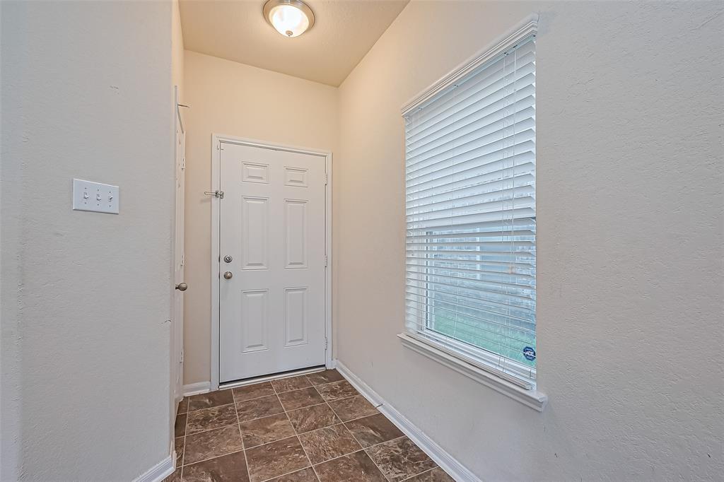12223 Elm Orchard Trail, Humble, Texas image 4