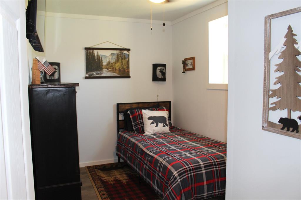542 NE Briargrove Street, Crockett, Texas image 17