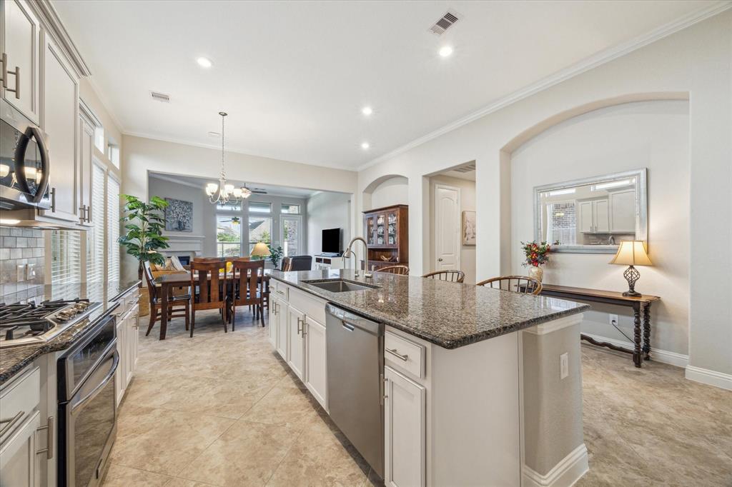 13506 Golden Plantation Lane, Rosharon, Texas image 13