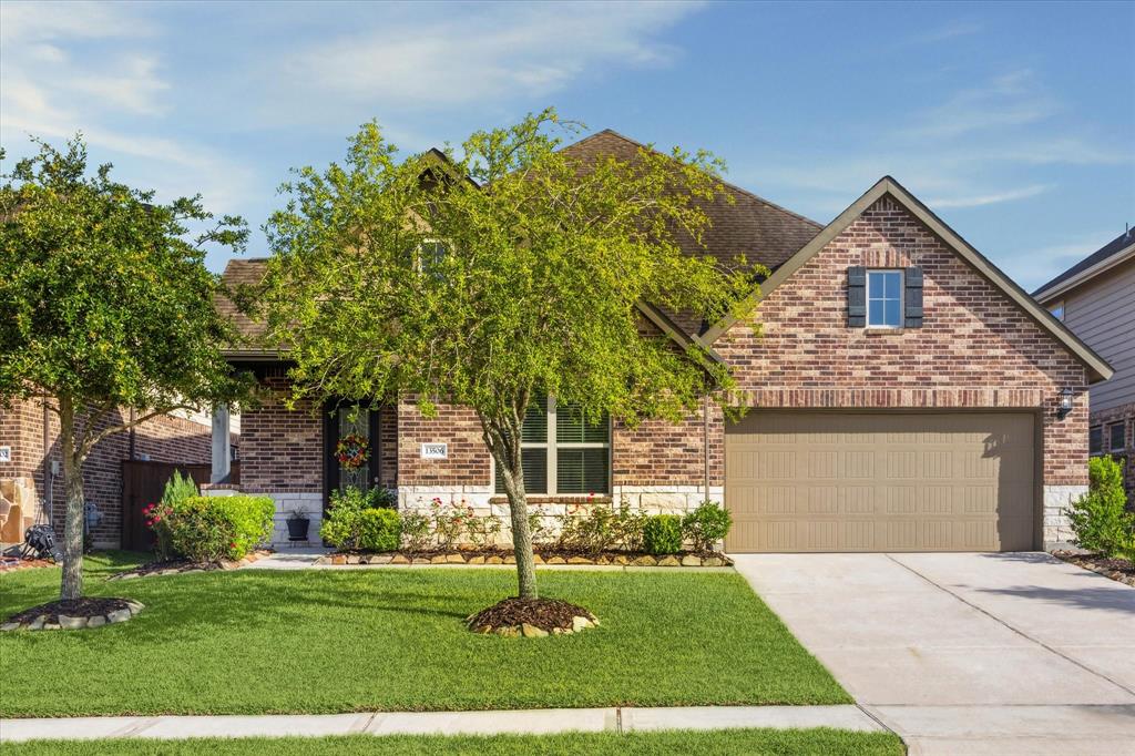 13506 Golden Plantation Lane, Rosharon, Texas image 1