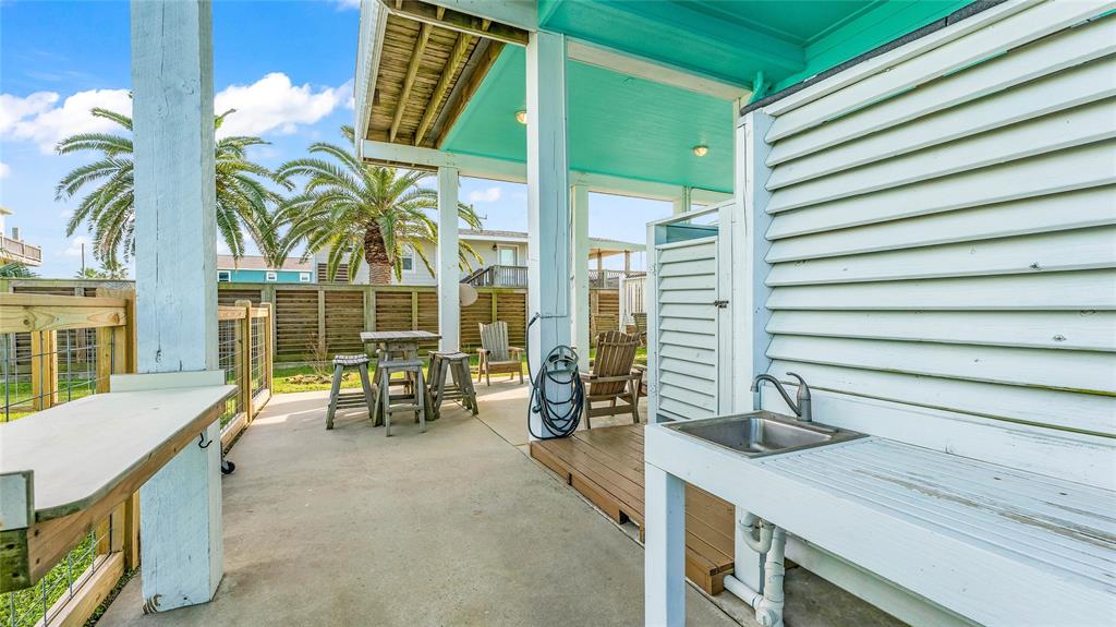 930 Eastview, Crystal Beach, Texas image 34