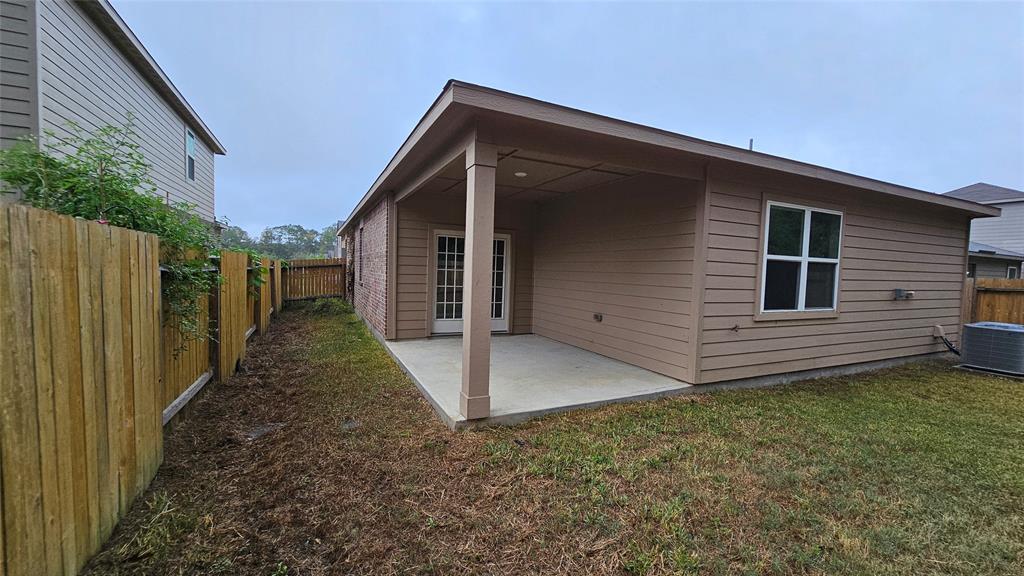 10623 Lost Maples Drive, Cleveland, Texas image 15