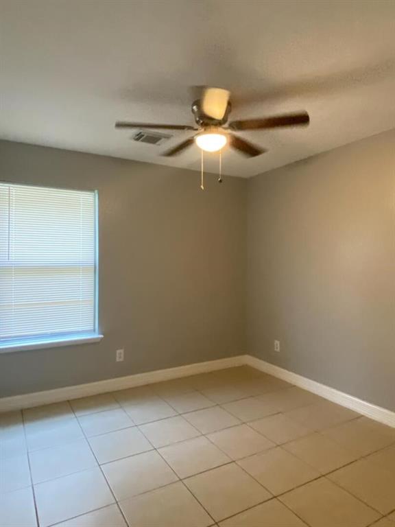 22843 Twisting Pine Drive, Spring, Texas image 6