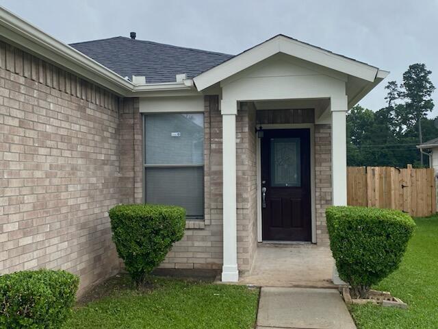22843 Twisting Pine Drive, Spring, Texas image 2