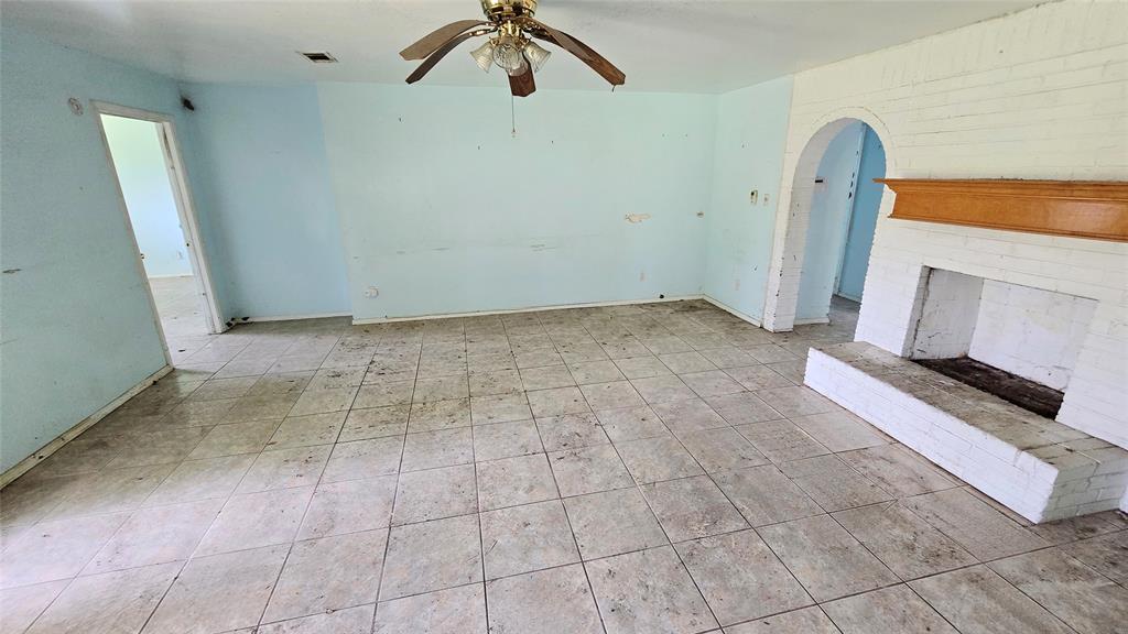 8419 Sterlingshire Street, Houston, Texas image 11