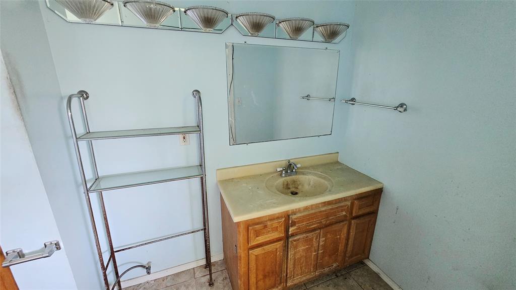 8419 Sterlingshire Street, Houston, Texas image 14
