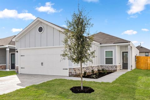 Single Family Residence in Houston TX 11402 Amber Plains Drive.jpg