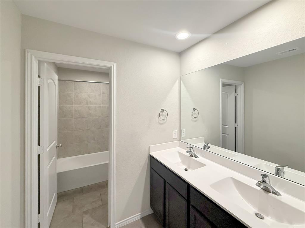 14135 Riley Creek Court, Conroe, Texas image 25