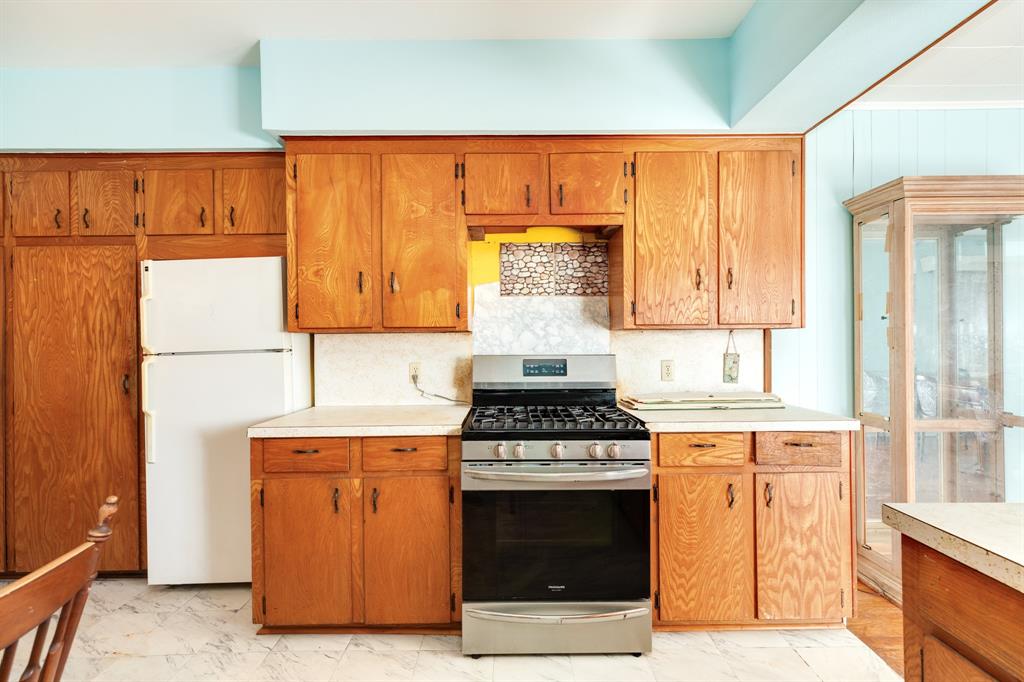 4302 Avenue S 1/2, Galveston, Texas image 16