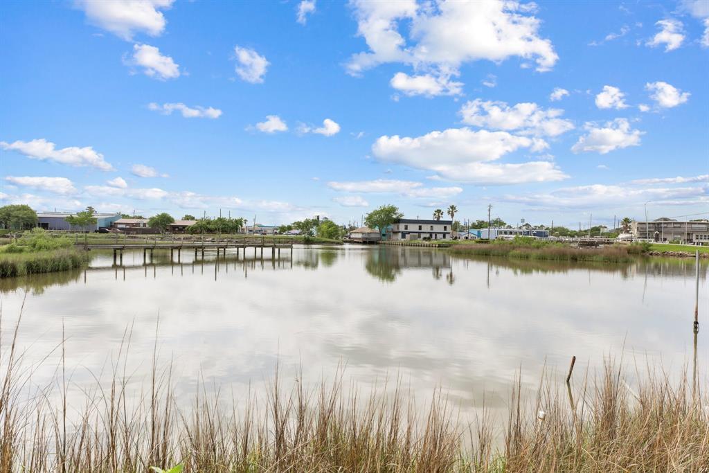 714 Narcissus Road, Clear Lake Shores, Texas image 25