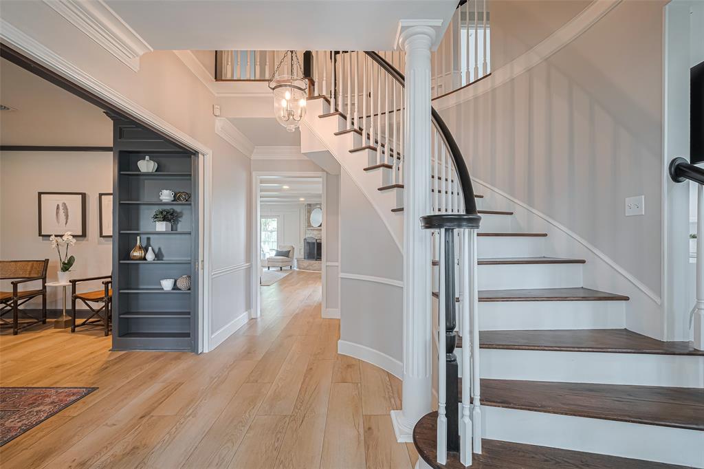 14711 Carolcrest Drive, Houston, Texas image 5