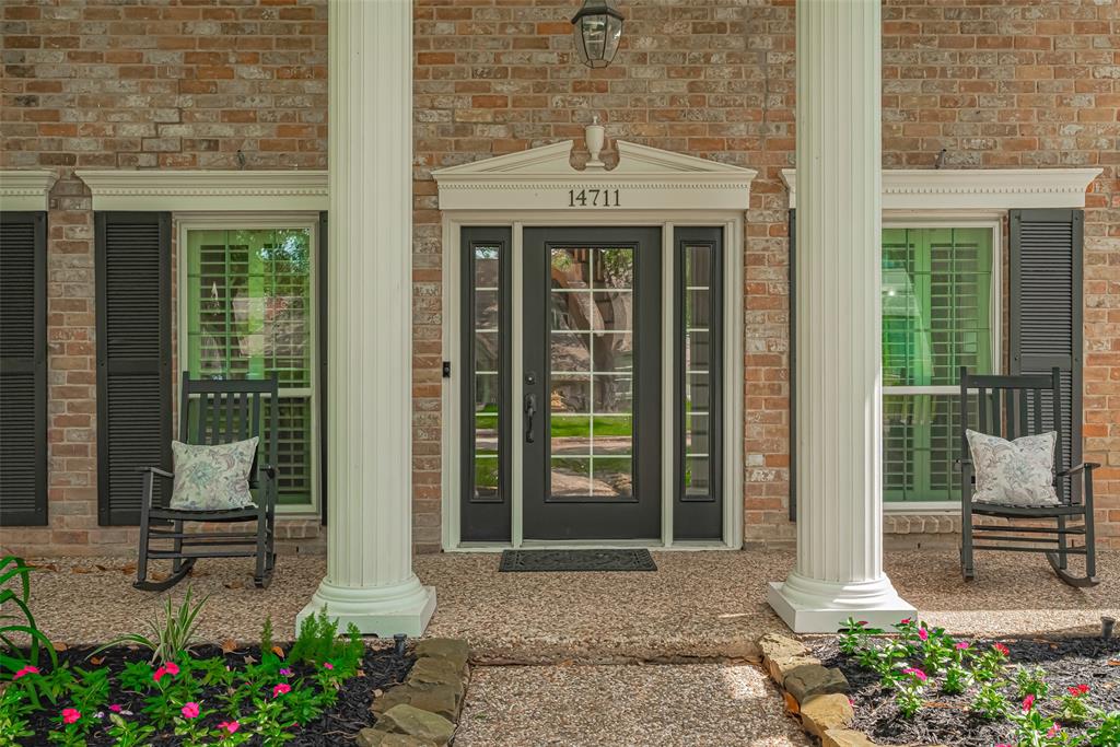14711 Carolcrest Drive, Houston, Texas image 3