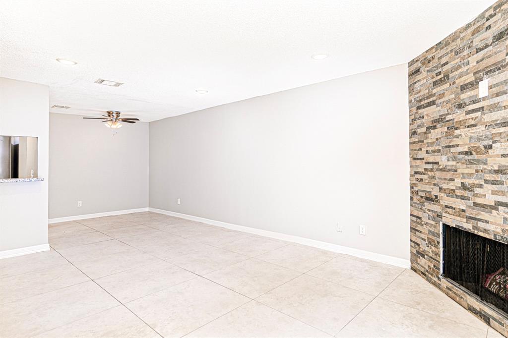 9545 Pagewood Lane #9545, Houston, Texas image 5